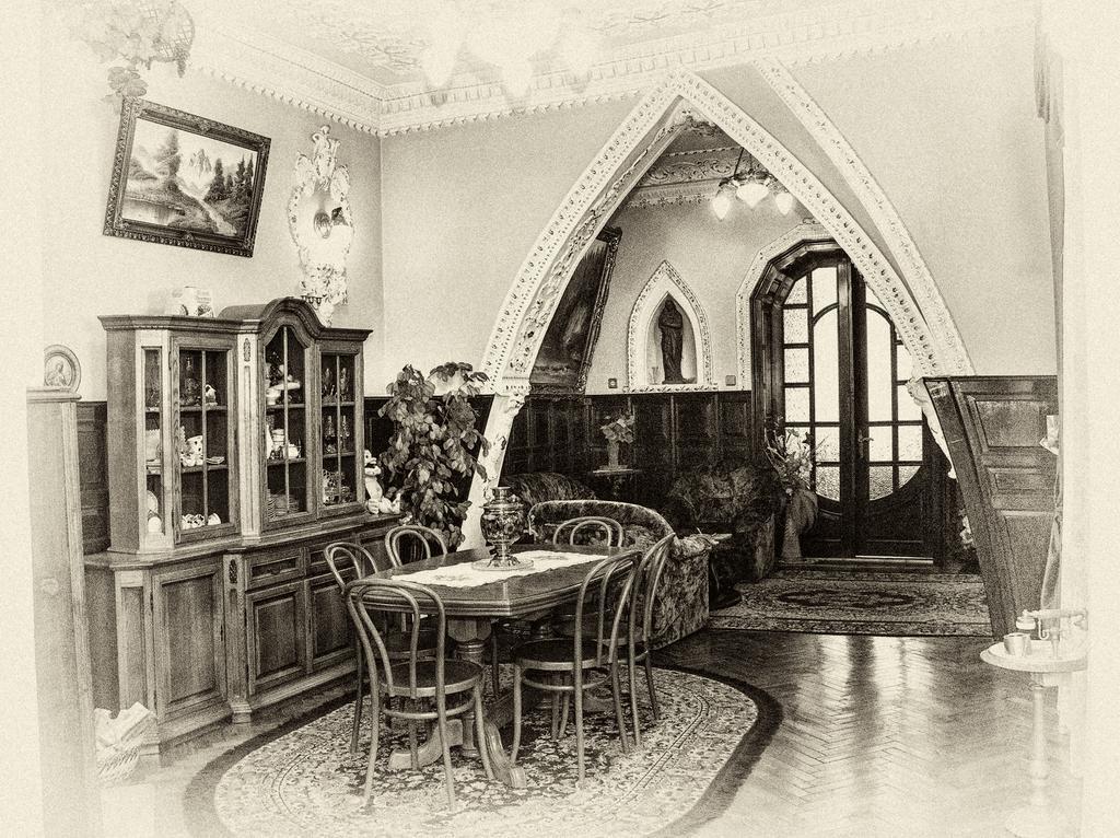 Vip-Apartments Angel Palas Chernivtsi Bagian luar foto
